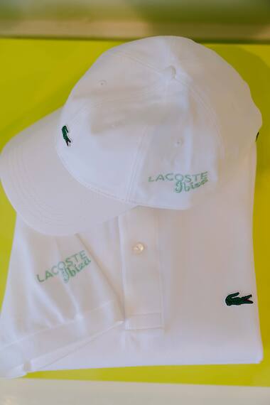 Souvenir exclusivo Lacoste Ibiza