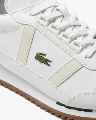 T&ecirc;nis masculino Lacoste Partner Retro em tecido com calcanhar em destaque