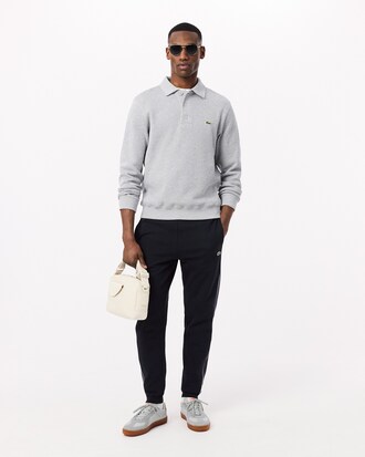 Cal&ccedil;a esportiva com perna afunilada