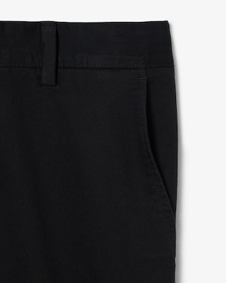 Bermuda Chino em Sarja Stretch