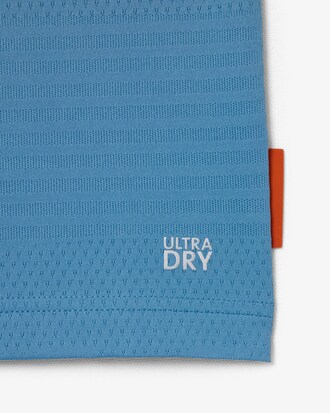 Polo de Algod&atilde;o com Detalhe Rendado Modelagem reta