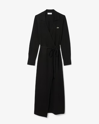 Vestido cruzado con cuello polo y corte ajustado