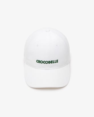 Bon&eacute; Bordado em Piqu&eacute;