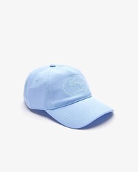 Bon&eacute; masculino em piqu&eacute; de algod&atilde;o com logo bordado