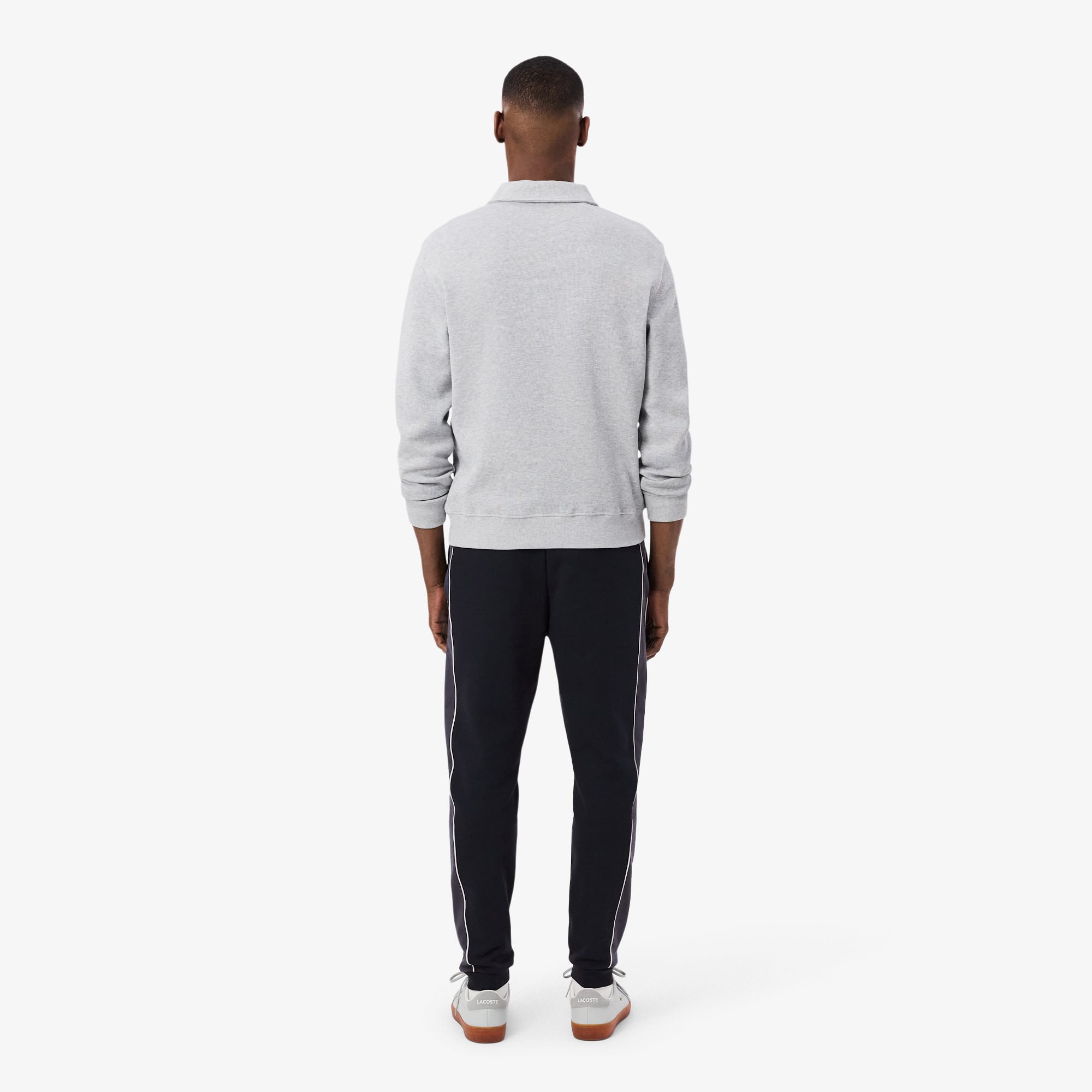 Calça esportiva masculina afunilada