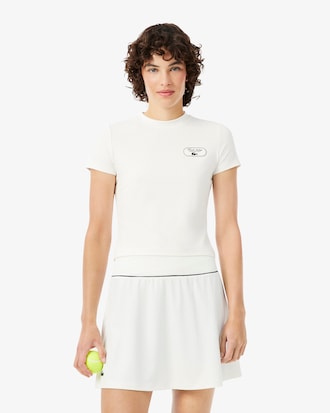 Camiseta Ultra Dry com emblema de t&ecirc;nis Heritage