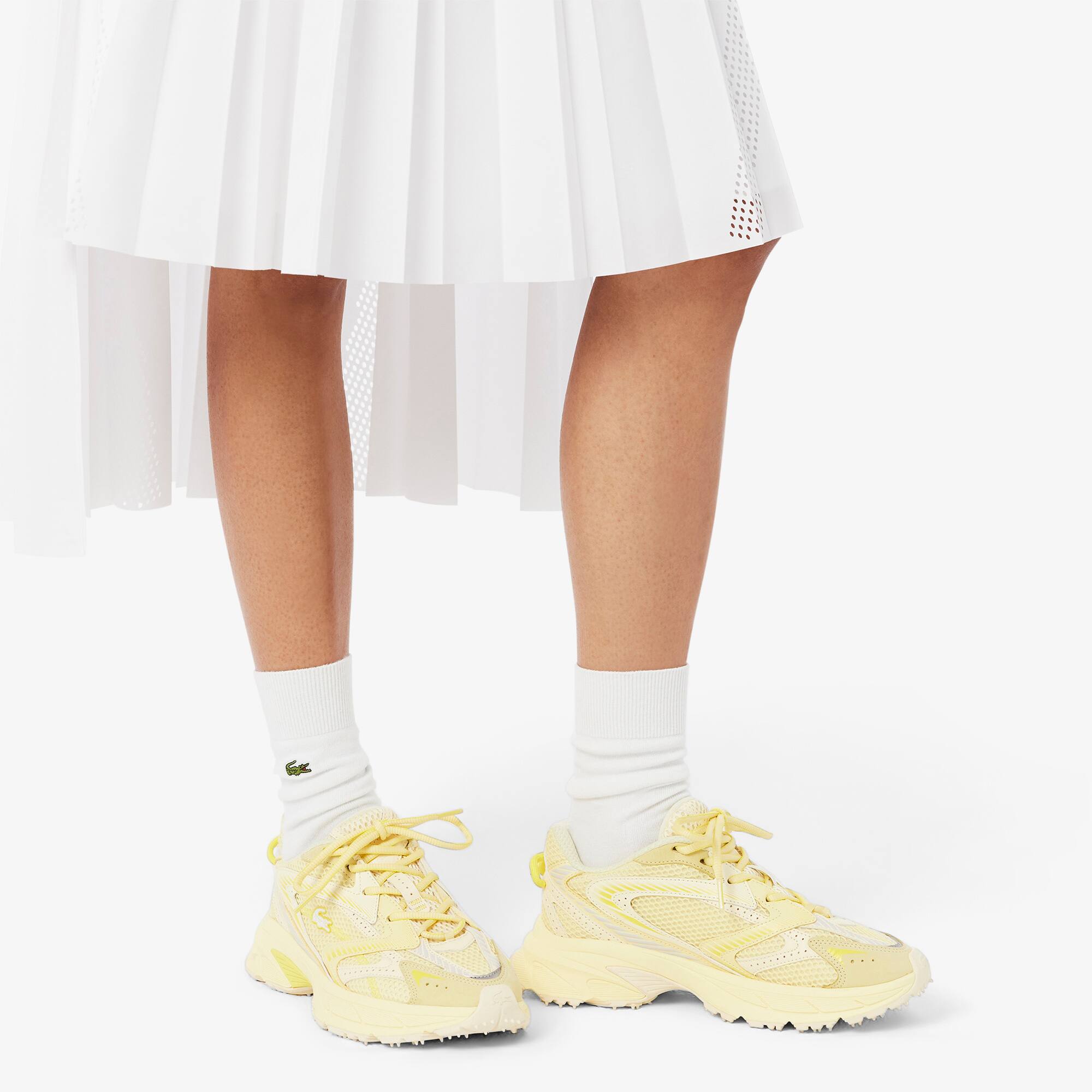 Tênis de Malha Feminino L003 Neo Shot Lacoste em Dois Tons