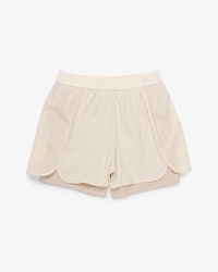 Bermuda Esportiva em Tecido Tafet&aacute; Stretch