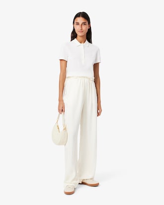 Calça Cargo Fluida com Bolsos Oversized
