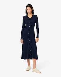 Vestido maxi de piqu&eacute; con botones de corte ajustado