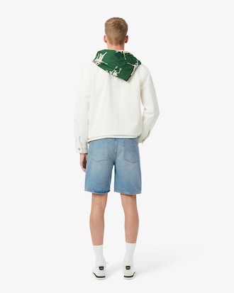 Bermuda em Denim com Ajuste Reto