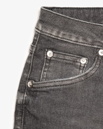 Cal&ccedil;a jeans feminina skinny fit em algod&atilde;o e poli&eacute;ster com stretch