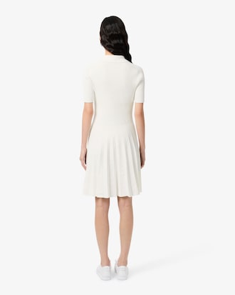Vestido com Colarinho Polo Plissado