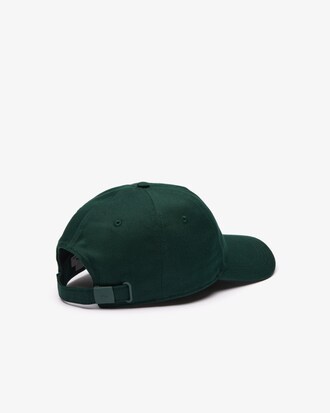 Bon&eacute; em sarja de algod&atilde;o bordada