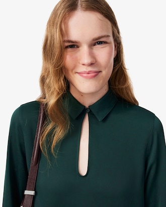 Vestido camisero de crep&eacute; fluido