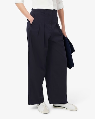 Calça Elásticas de Gabardine Chino, Ajuste Folgado