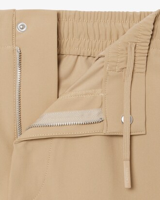 Pantal&oacute;n chino de punto de corte regular