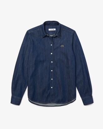 Camisa feminina em jeans de algod&atilde;o leve