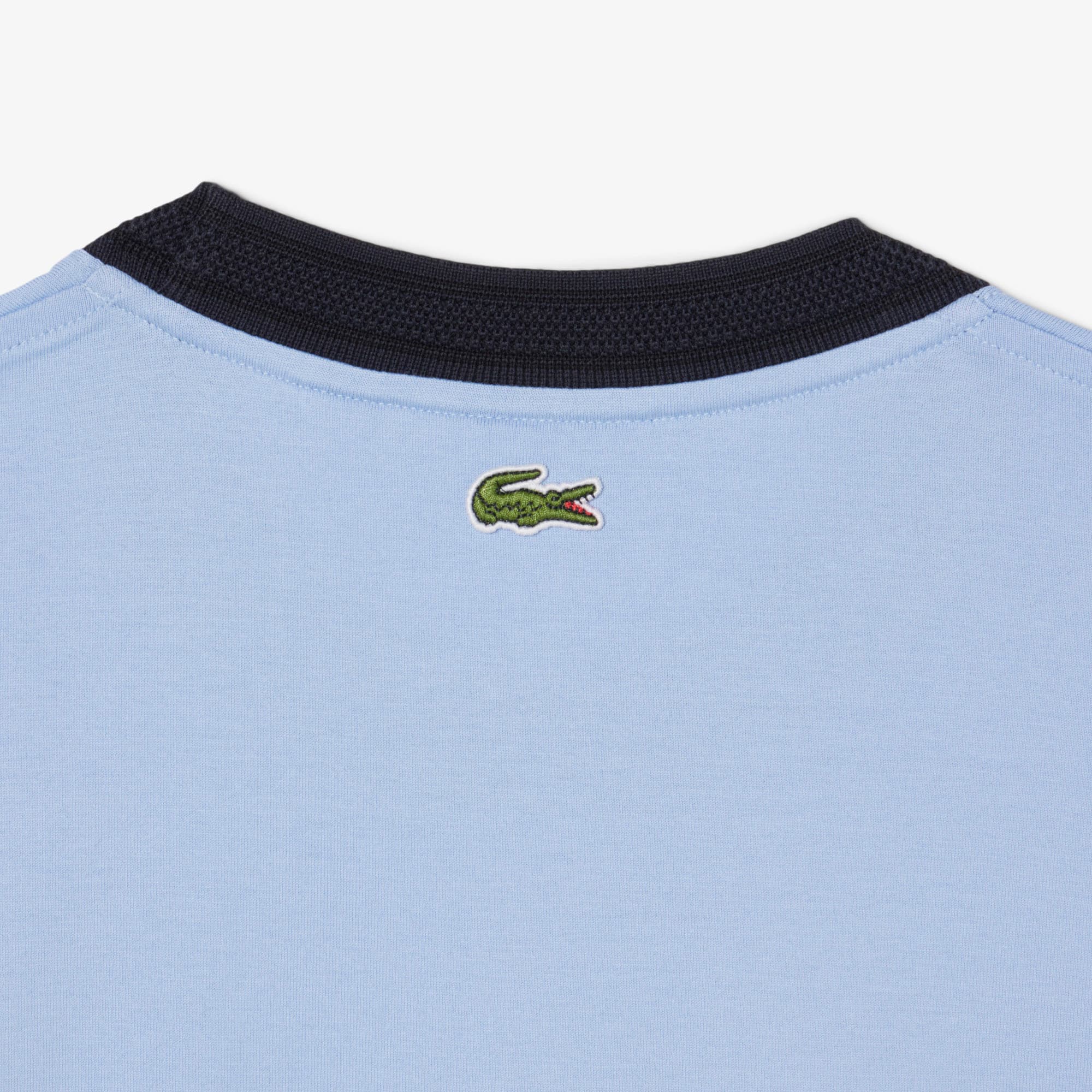 Camiseta Francesa com Detalhe de Distintivo - Camisetas Masculinas
