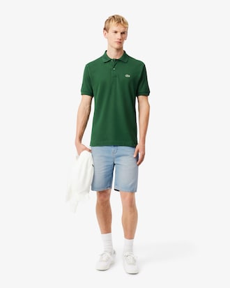 Bermuda em Denim com Ajuste Reto