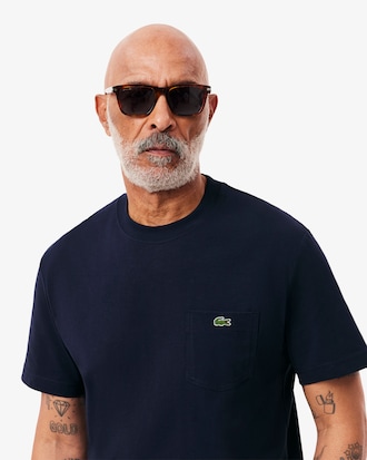 Camiseta de Algodão com Bolso no Peito