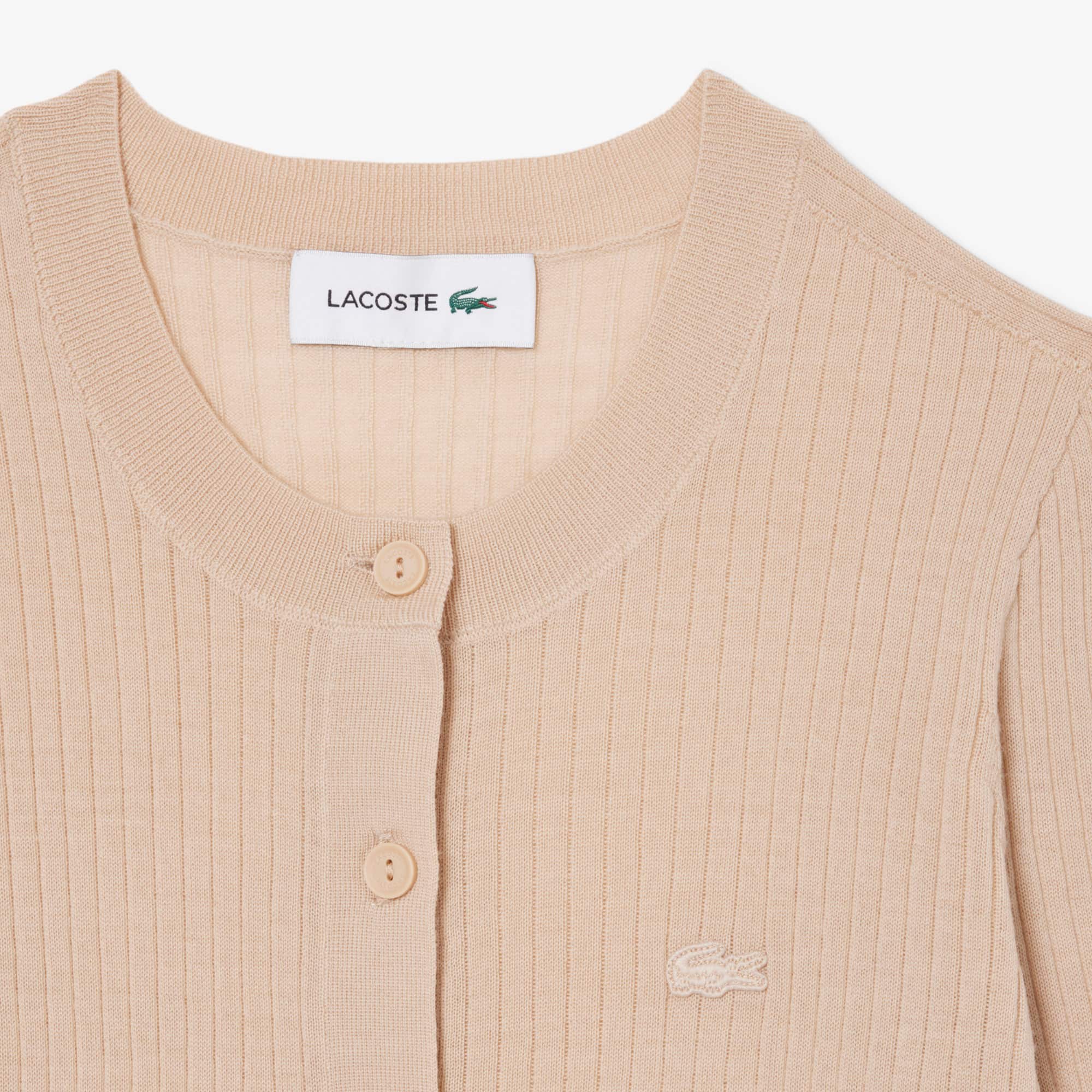 Cardigan Lacoste de Lã Merino Canelada Sem Costura e Botões