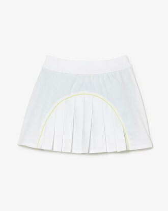 Saia para tênis com plissado atrás e short contrastante