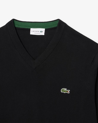 Su&eacute;ter em Algod&atilde;o Monocrom&aacute;tico com Gola V