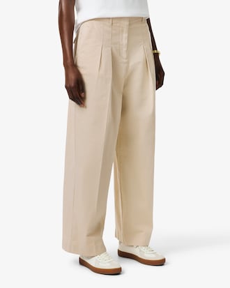Cal&ccedil;a Feminina de Sarja com Elastano em Modelagem Oversizedd