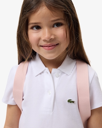 Camisa Polo em Piqu&eacute; com Gola Recortada