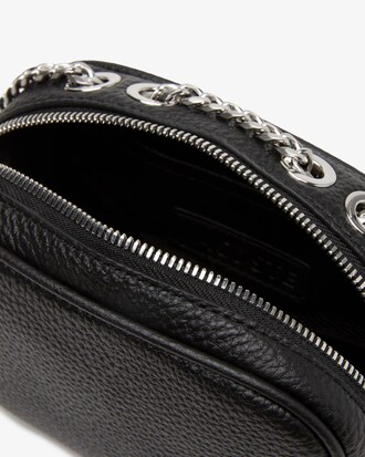 Bolso cuadrado de mujer Lacoste en cuero granulada