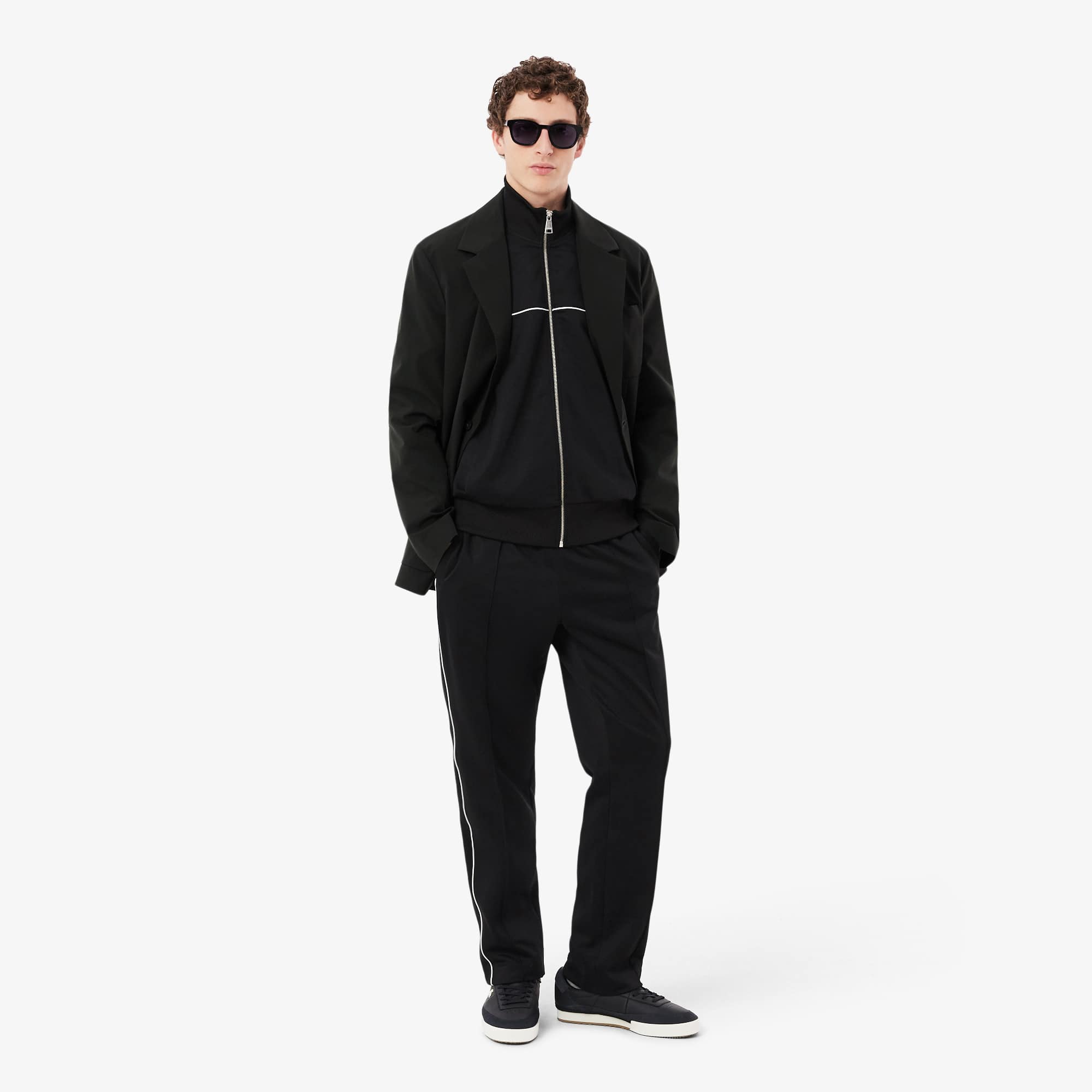 Moletom com Zíper e Detalhes Contrastantes - Moletons Masculinos