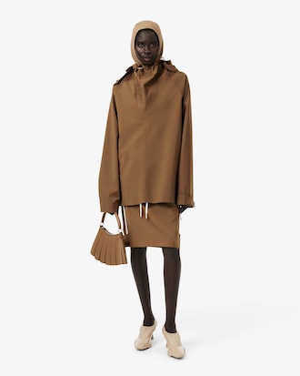 Saia Cargo em Mistura de L&atilde; Runway