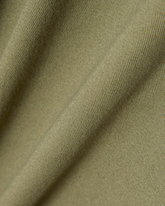 Bermuda Chino em Sarja de Algod&atilde;o Stretch &ndash; Modelagem reta