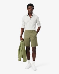 Bermuda Chino em Sarja de Algod&atilde;o Stretch &ndash; Modelagem reta