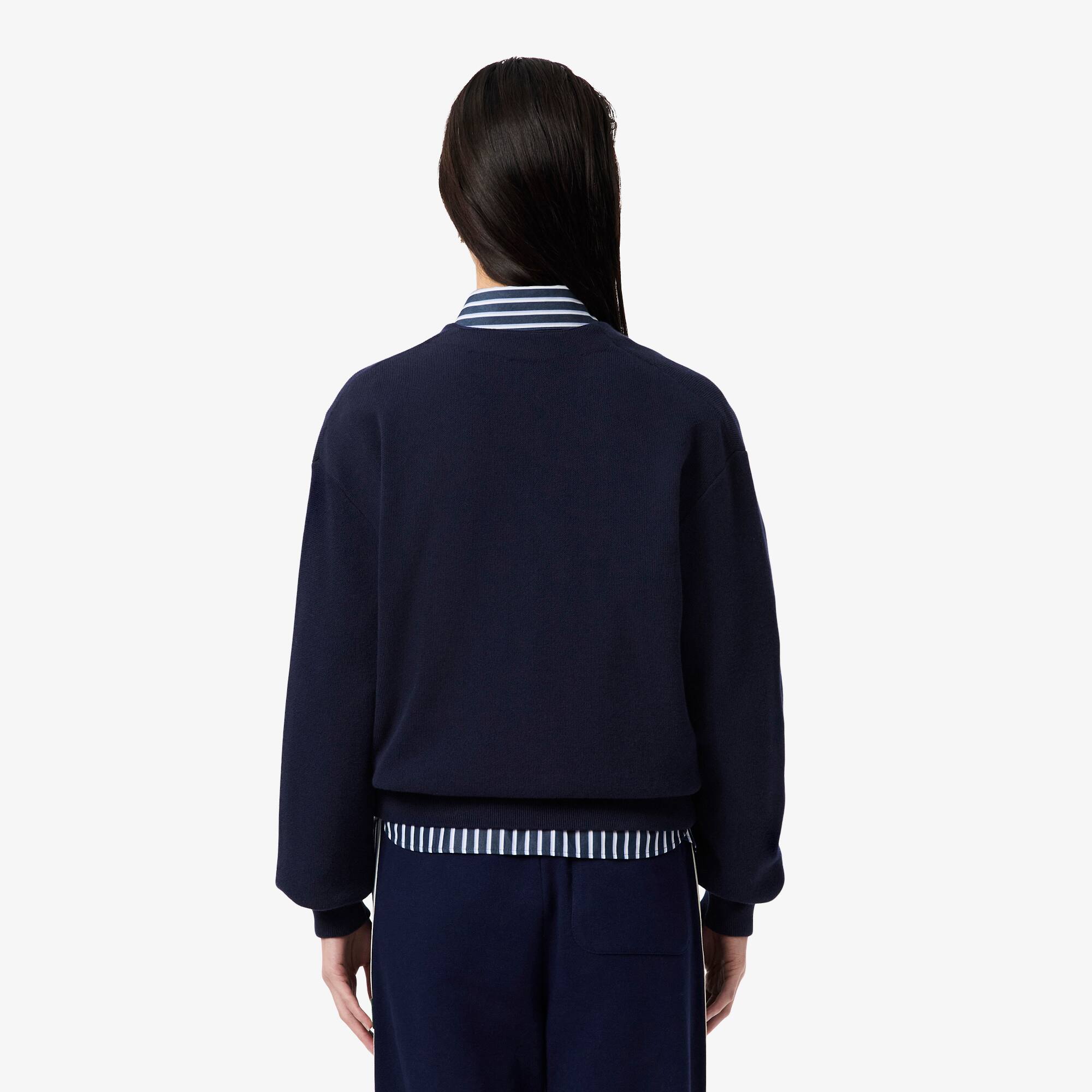 Cardigan Feminino Lacoste em Algodão Orgânico com Gola V