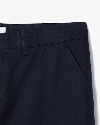 Bermuda Chino em Sarja de Algod&atilde;o com Corte Reto
