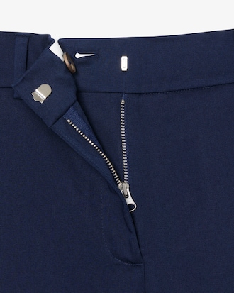 Pantal&oacute;n chino de corte recto de tela gabardina de algod&oacute;n