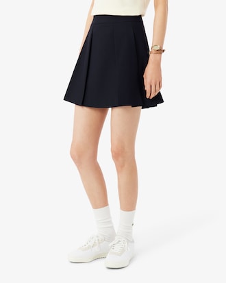 Falda corta plisada vaporosa