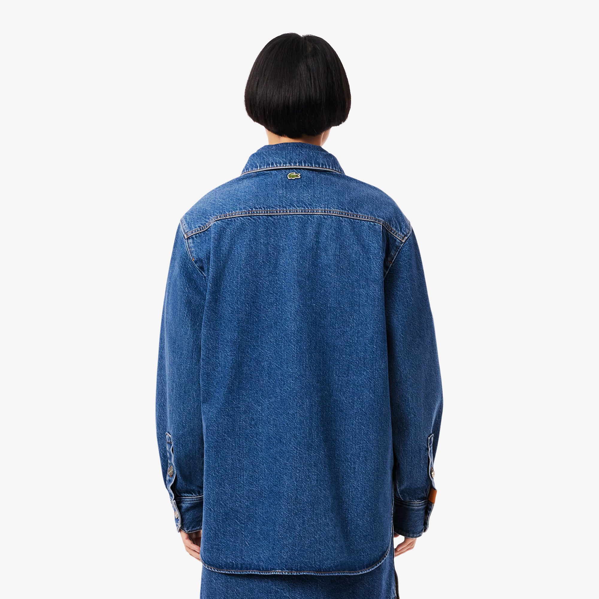 Camisa Oversized Feminina Lacoste Overshirt em Denim e Bolsos