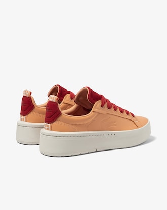 Tênis feminino Lacoste Carnaby Platform em couro