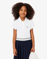 Camisa Polo em Piqu&eacute; com Gola Recortada