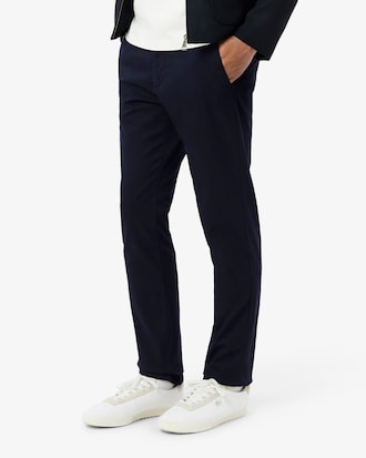 Pantal&oacute;n chino de corte ajustado de sarga el&aacute;stica