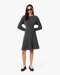 Vestido de L&atilde; Cardada sem Costura Curto