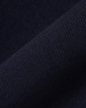 Cal&ccedil;a Chino em Sarja Stretch &ndash; Modelagem ajustada