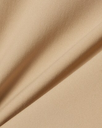 Pantal&oacute;n chino de punto de corte regular