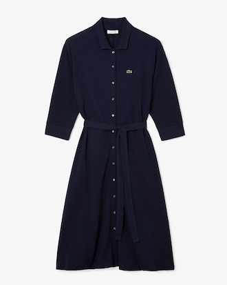 Vestido polo feminino em piqu&eacute; de algod&atilde;o com bot&otilde;es e cinto